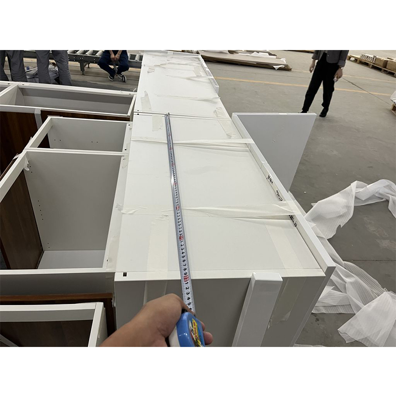 Customized Wardrobe Luxury Built In Closet for Modern Bedroom Furniture